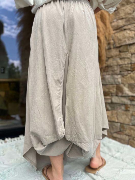 Made in Italy Dalston Needlecord Parachute Skirt Stone /9 =